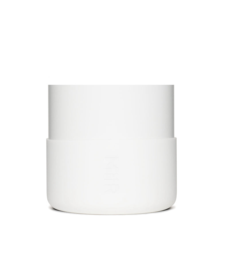 silicone-boot-u3 Silicone_Boot_32oz_42oz_White_Studio_0821_On_Bottle_7c7df284-5bee-4f24-a031-14b02db7328f__SLB1PN34001.jpg
