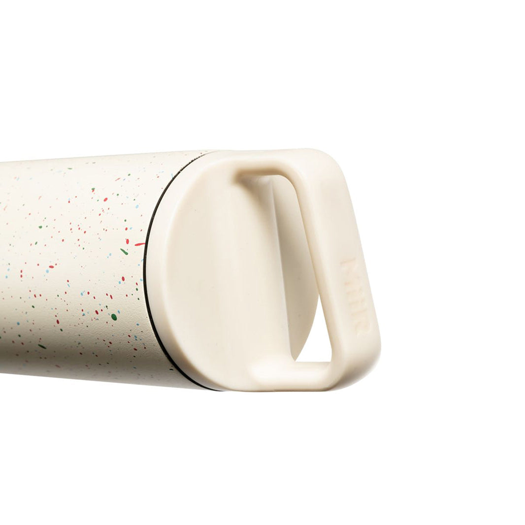 64oz-wm-bottle-1x-20oz-wm-bottle-k9 WebPDP-20oz_Wide_Mouth_Bottle_Party__WMB2SV20230_x2Studio_45deg.jpg