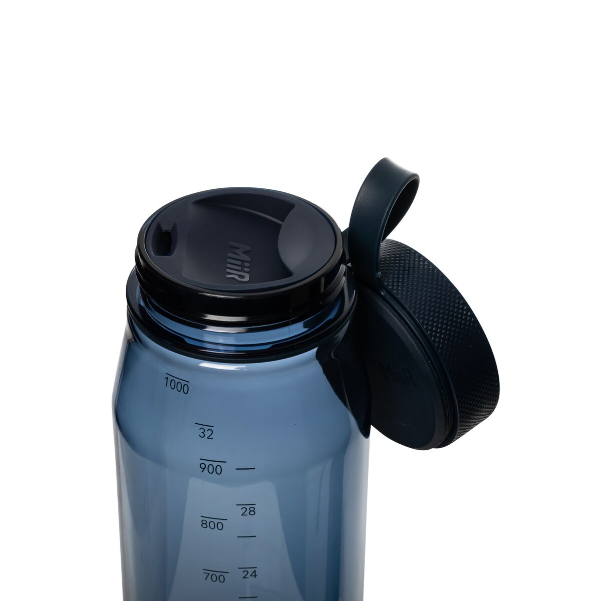 everywhere-bottle-l8 WebPDP-33oz_Everywhere_Bottle_TidalBlue__EWB1PN32215_X2Studio_TetherTwist.jpg