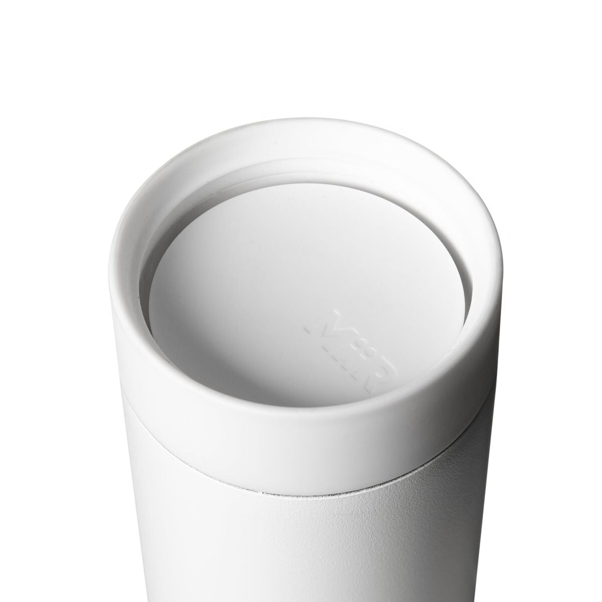 360-lid-f5 WebPDP-360_Lid_White__3602PNWM001_X2Studio_Closeup_Open.jpg