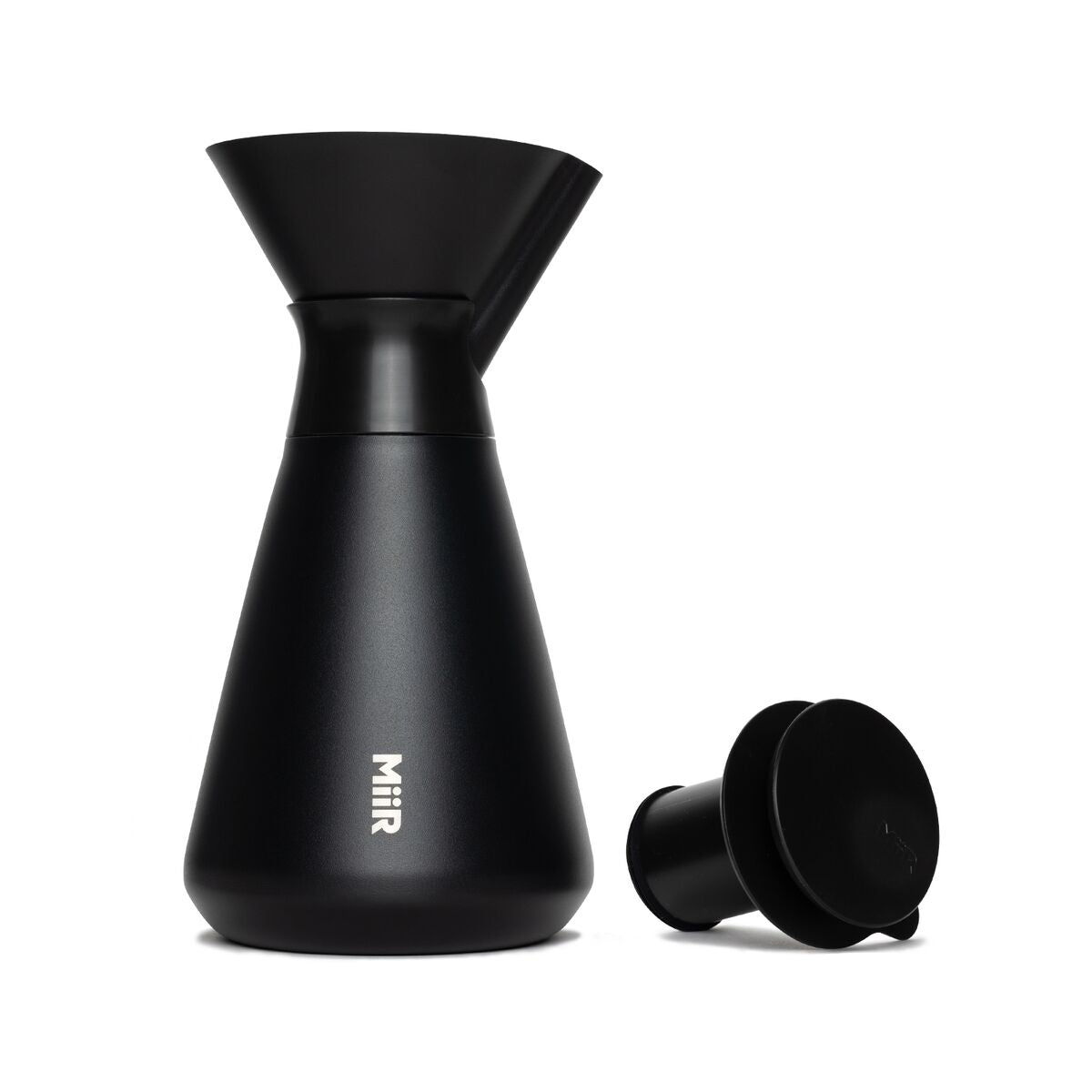 new-standard-carafe-g6 WebPDP-Carafe_Black_Studio_0722_Front_Lid_Staged__CAR1SVOS002.jpg
