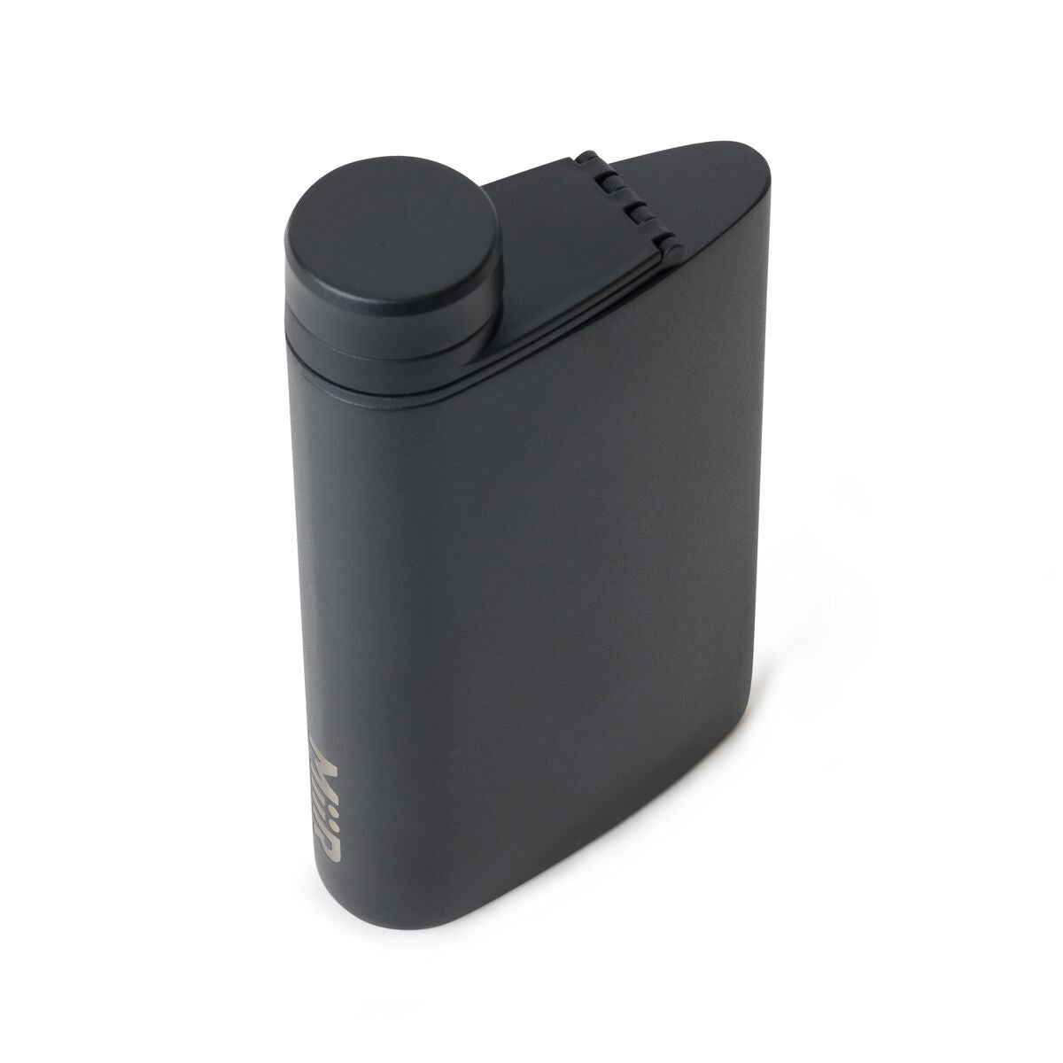 aero-flask-j4 WebPDP-Flask_Black_Studio_1022_45Deg_Closed__FLK1SSOS002.jpg