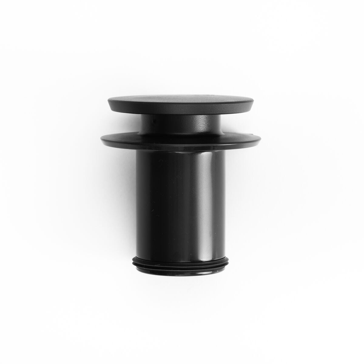 new-standard-carafe-g6 WebPDP-PolishedStainlessCarafe_33oz_SS_StudioX207182024_Lid__CAR1SVOS005.jpg